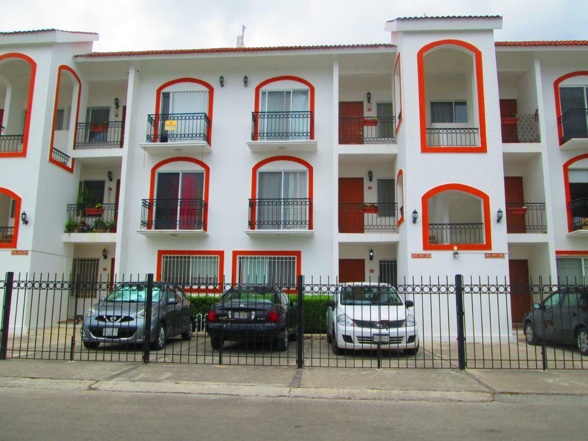 Appartamento Departamento Vesuvio Playa del Carmen Esterno foto